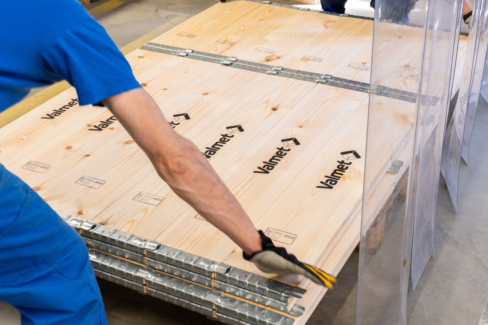 Developing packaging methods